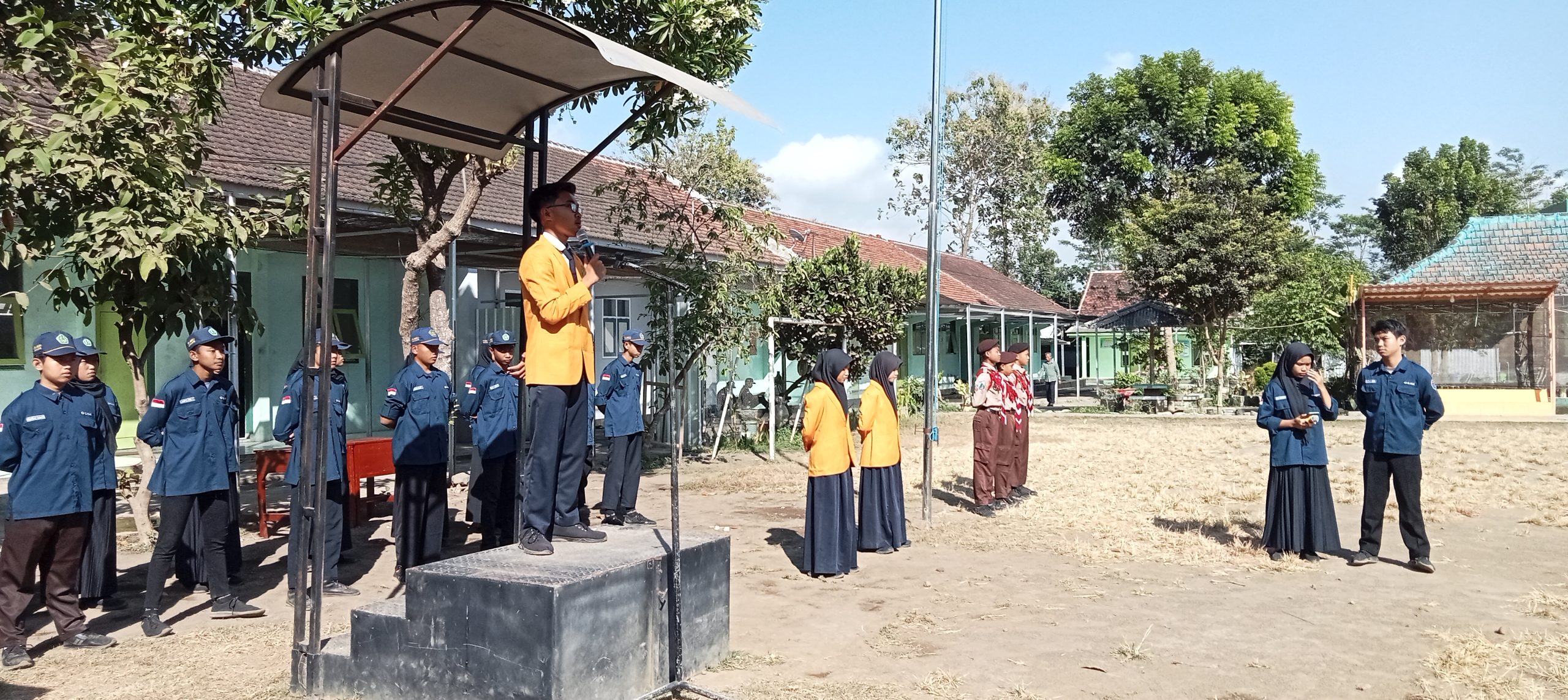 ORASI Pencalonan Ketua OSIM dan Dewan Penggalang di MTsN 1 Lumajang