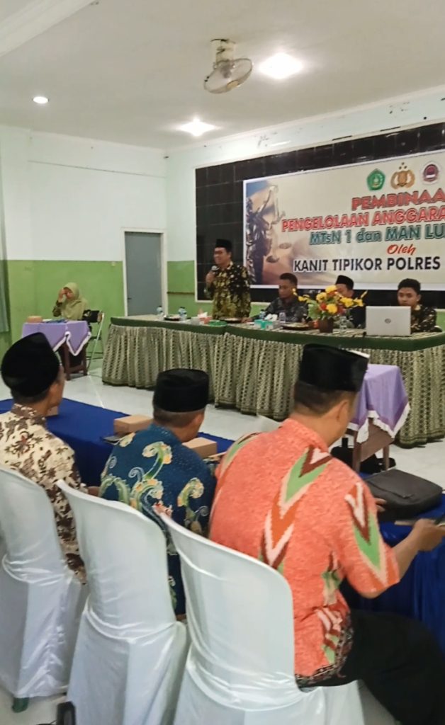 Pembinaan Pengelolaan Anggaran Madrasah Mtsn Dan Man Lumajang Oleh Kanit Tipikor Polres